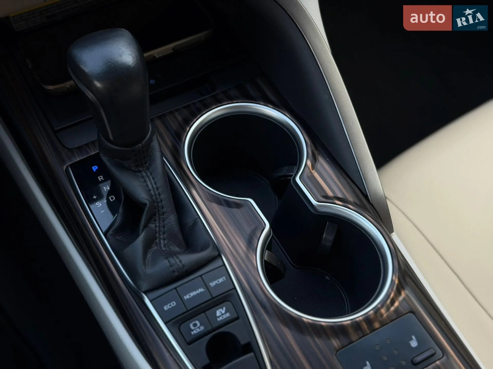 2019 Toyota Camry - мініатюра 21