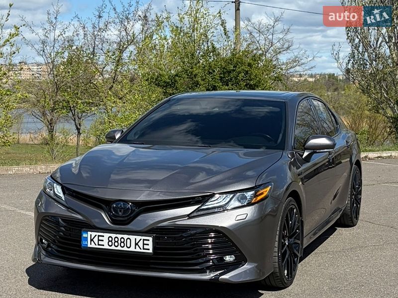 Toyota Camry 2020