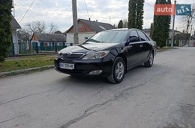 Седан Toyota Camry 2003 в Новой Ушице