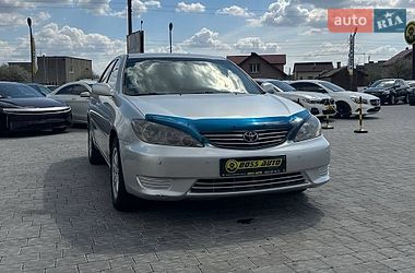 Седан Toyota Camry 2005 в Івано-Франківську
