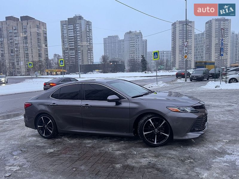Toyota Camry 2017