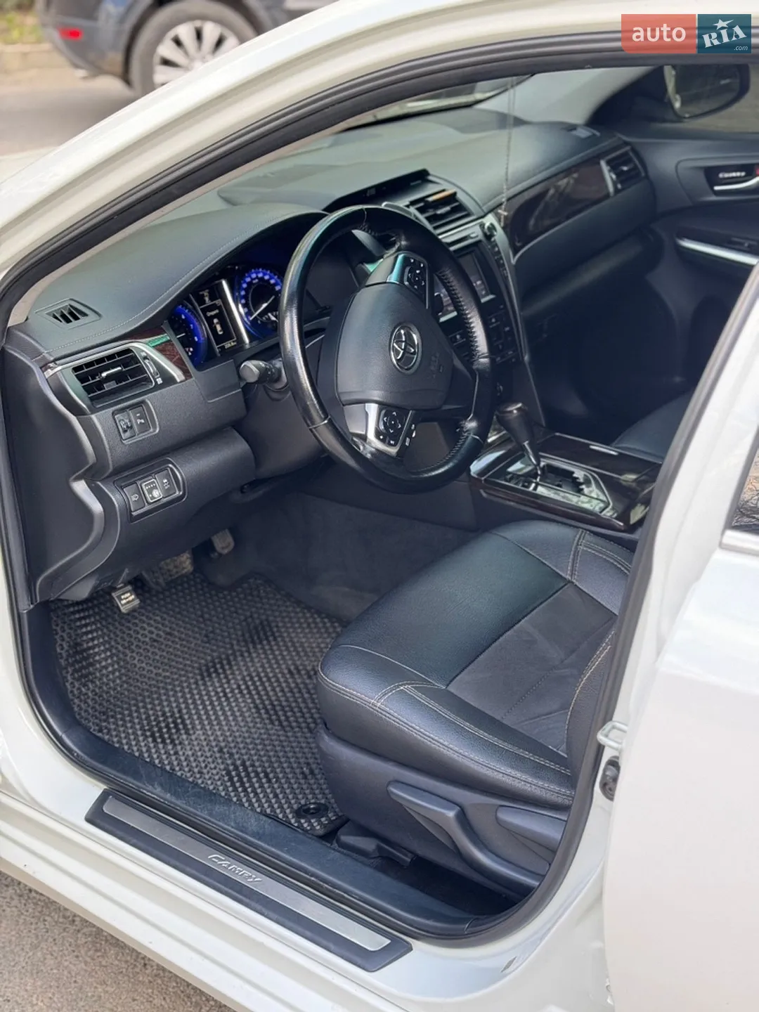 2015 Toyota Camry - мініатюра 23