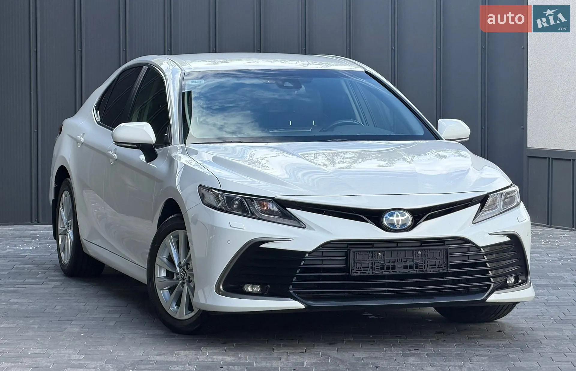 2021 Toyota Camry - мініатюра 2