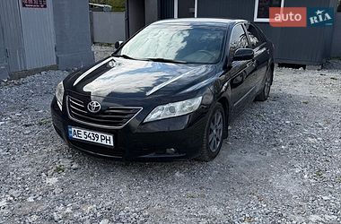 Седан Toyota Camry 2007 в Дніпрі