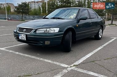 Седан Toyota Camry 1997 в Николаеве