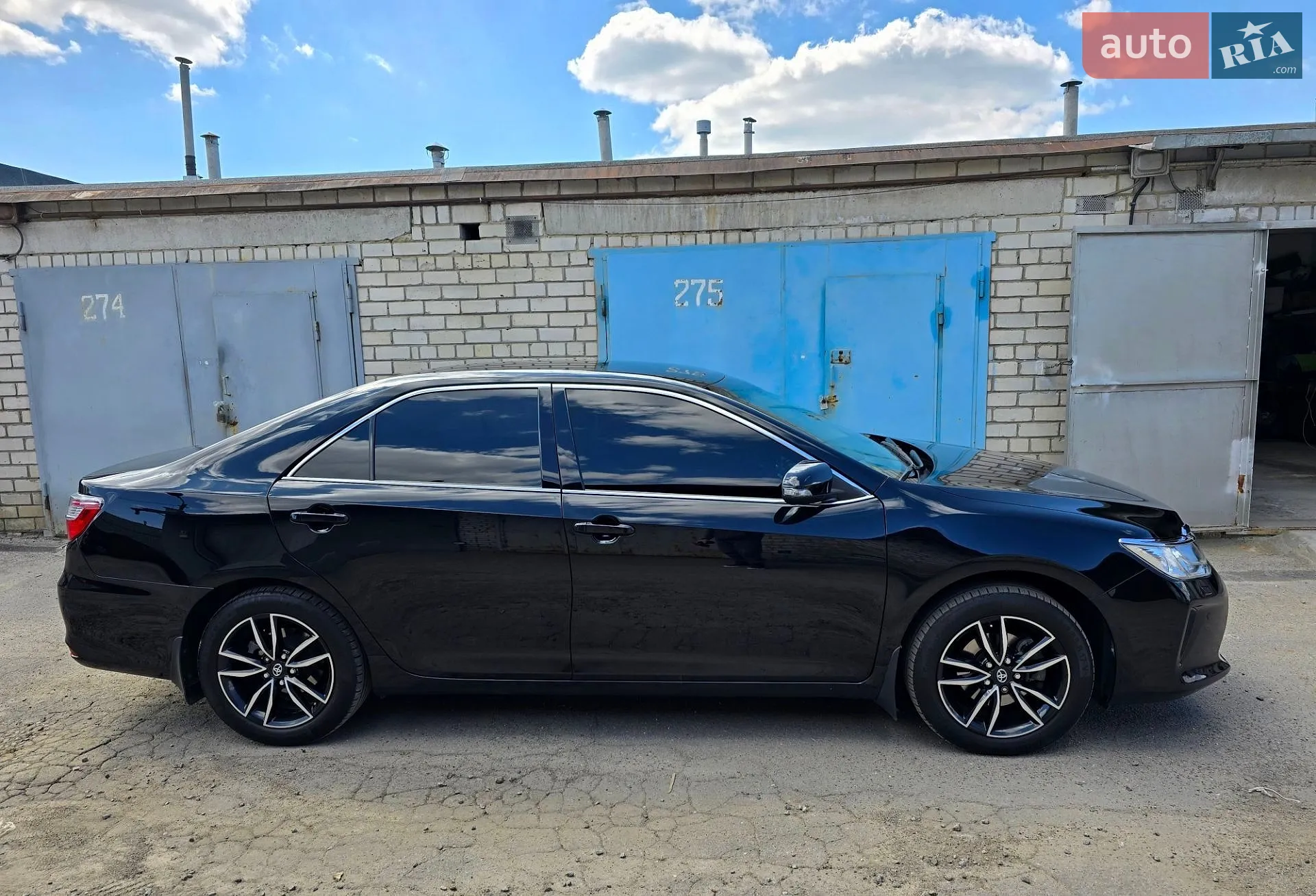 2017 Toyota Camry - мініатюра 18