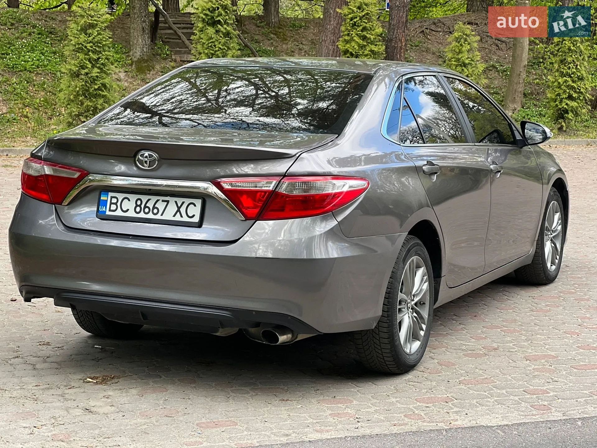 2016 Toyota Camry - мініатюра 30