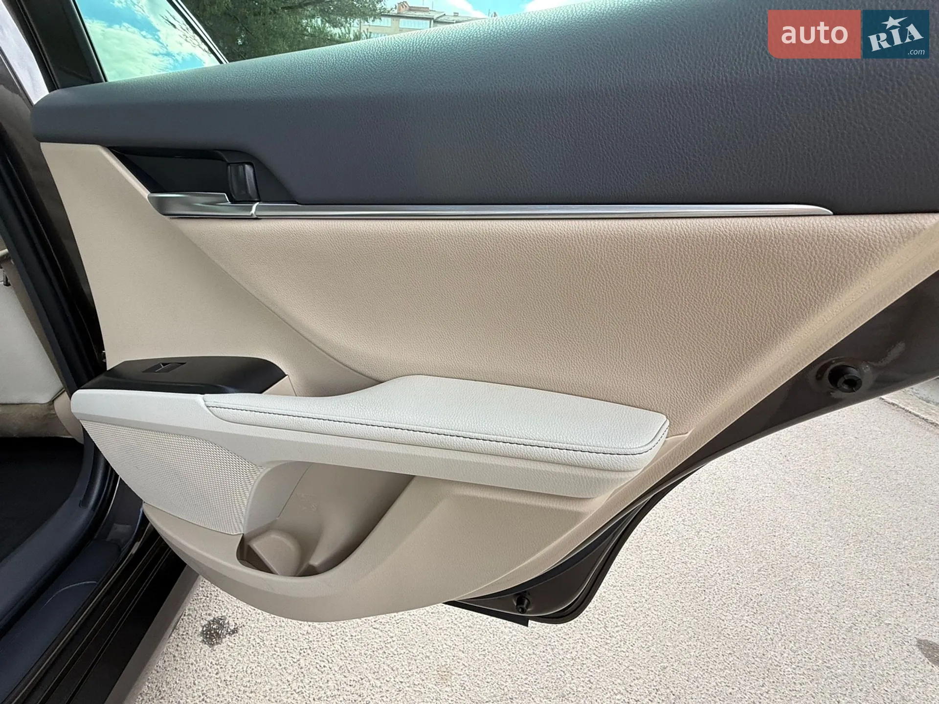 2021 Toyota Camry - мініатюра 42