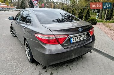 Седан Toyota Camry 2016 в Києві