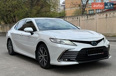 Седан Toyota Camry 2021 в Києві