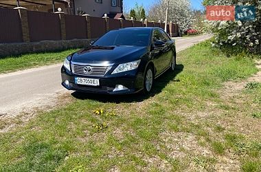 Седан Toyota Camry 2012 в Киеве
