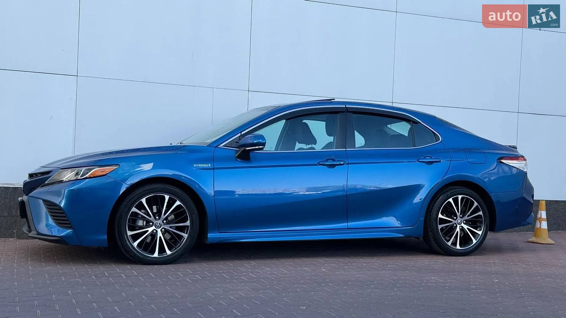 2020 Toyota Camry - мініатюра 8