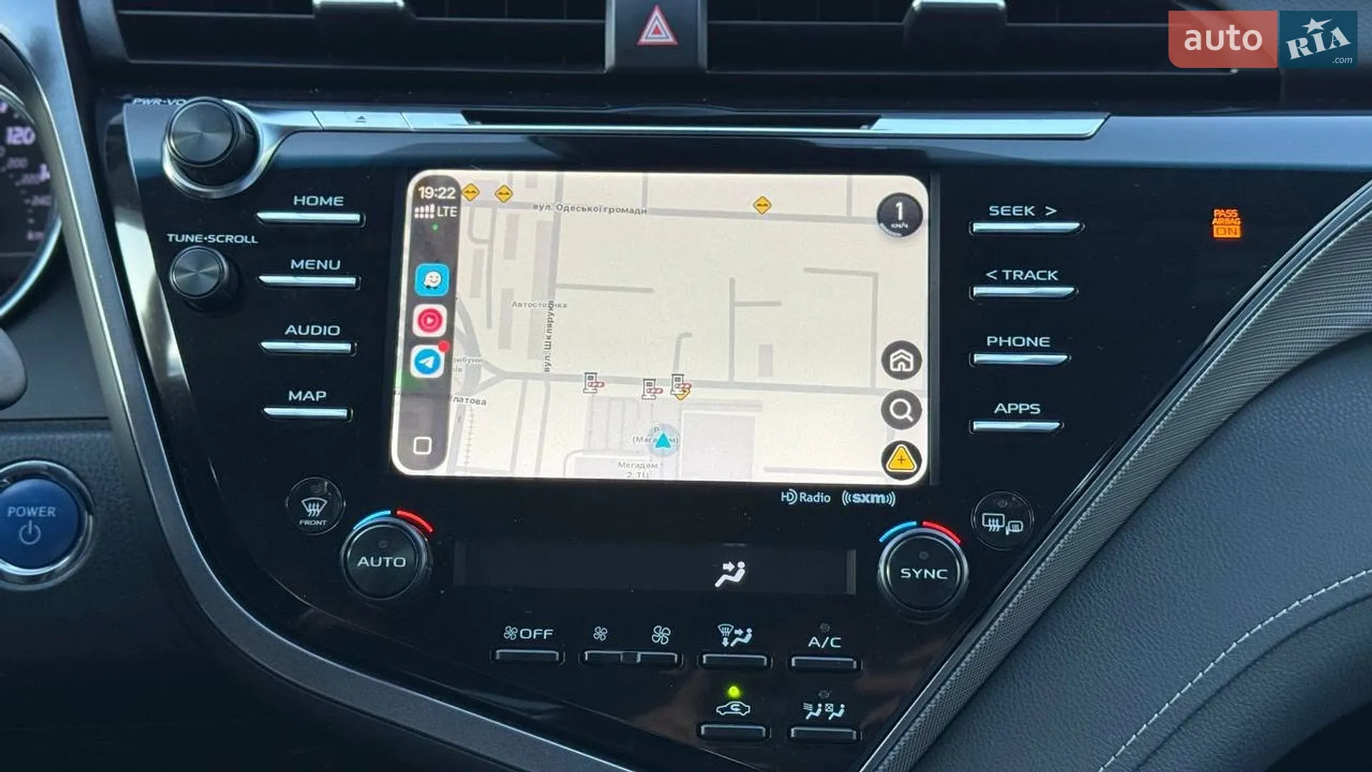 2020 Toyota Camry - мініатюра 43