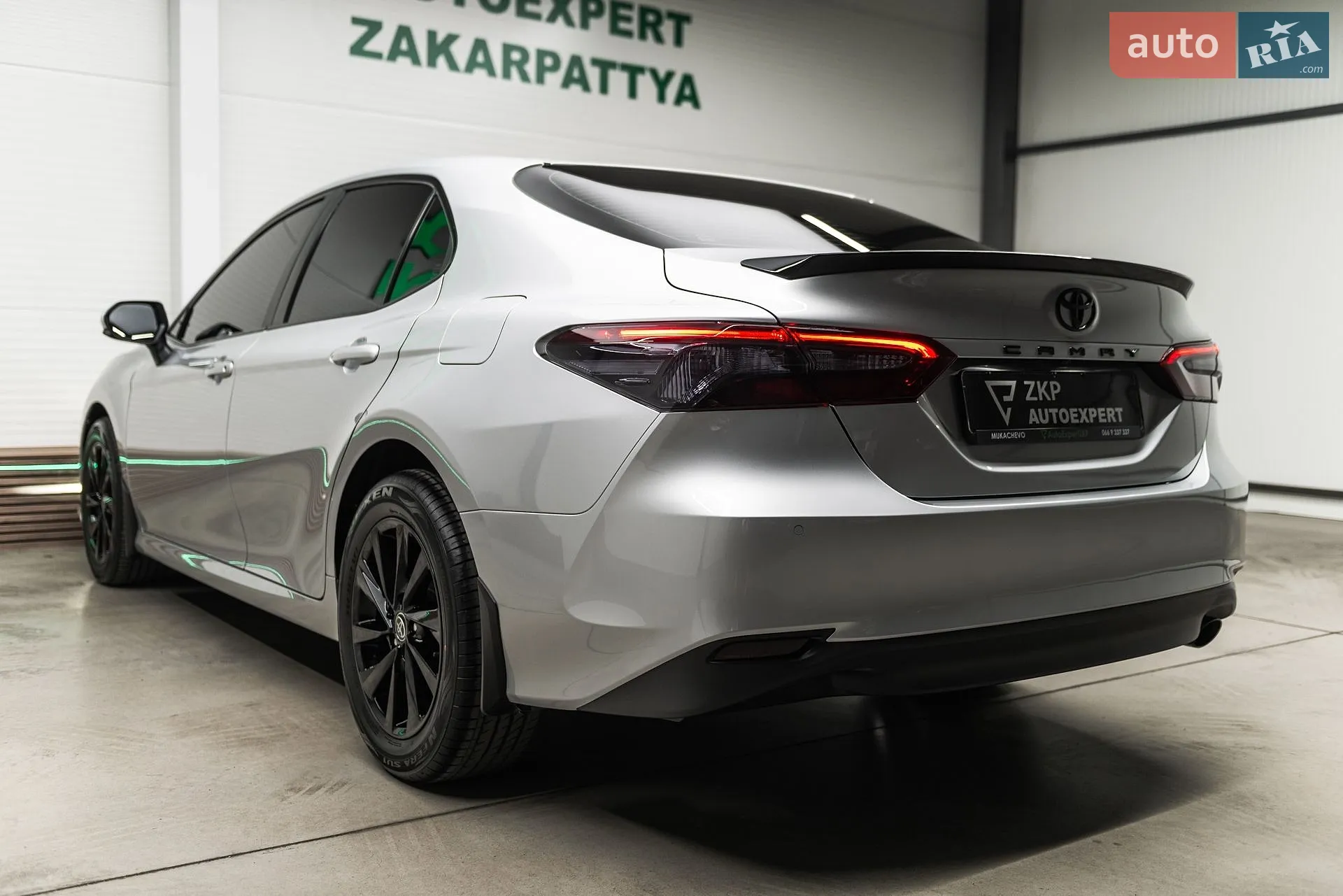 2021 Toyota Camry - мініатюра 12