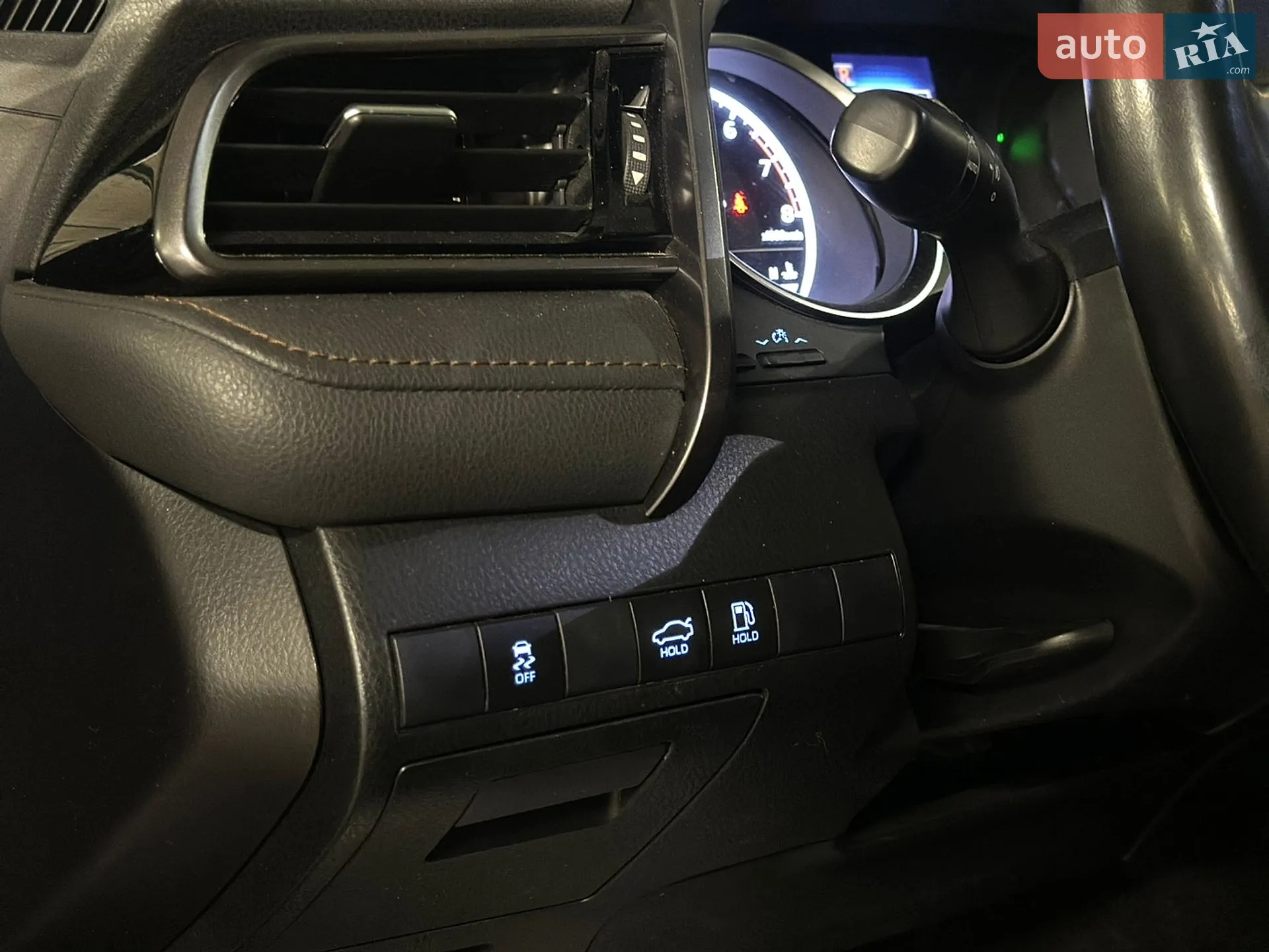 2020 Toyota Camry - мініатюра 12