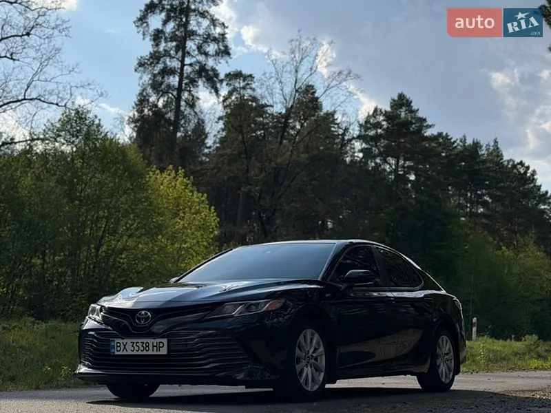 Toyota Camry 2019