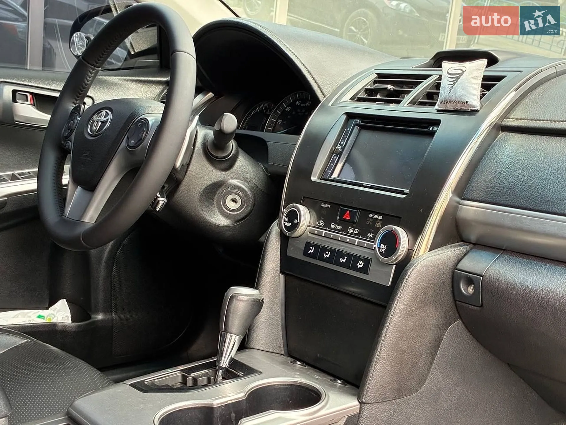 2013 Toyota Camry - мініатюра 22