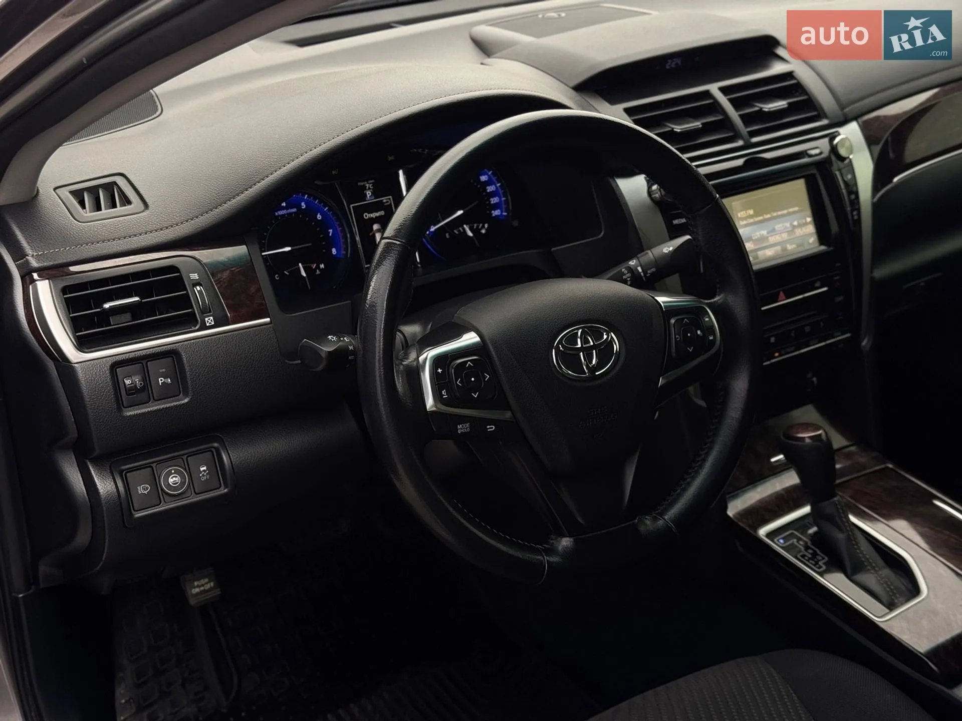 2016 Toyota Camry - мініатюра 11