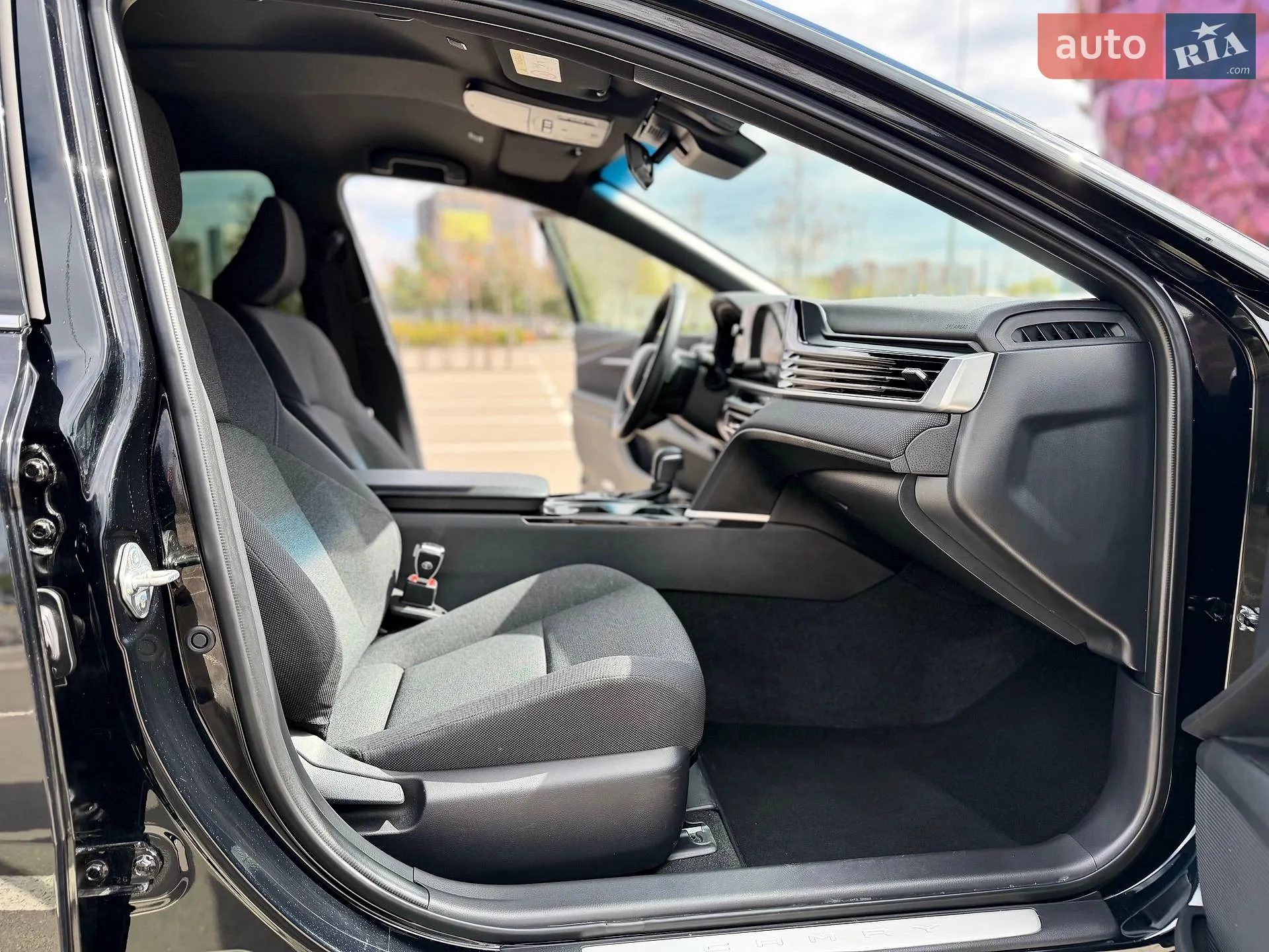2025 Toyota Camry - мініатюра 14