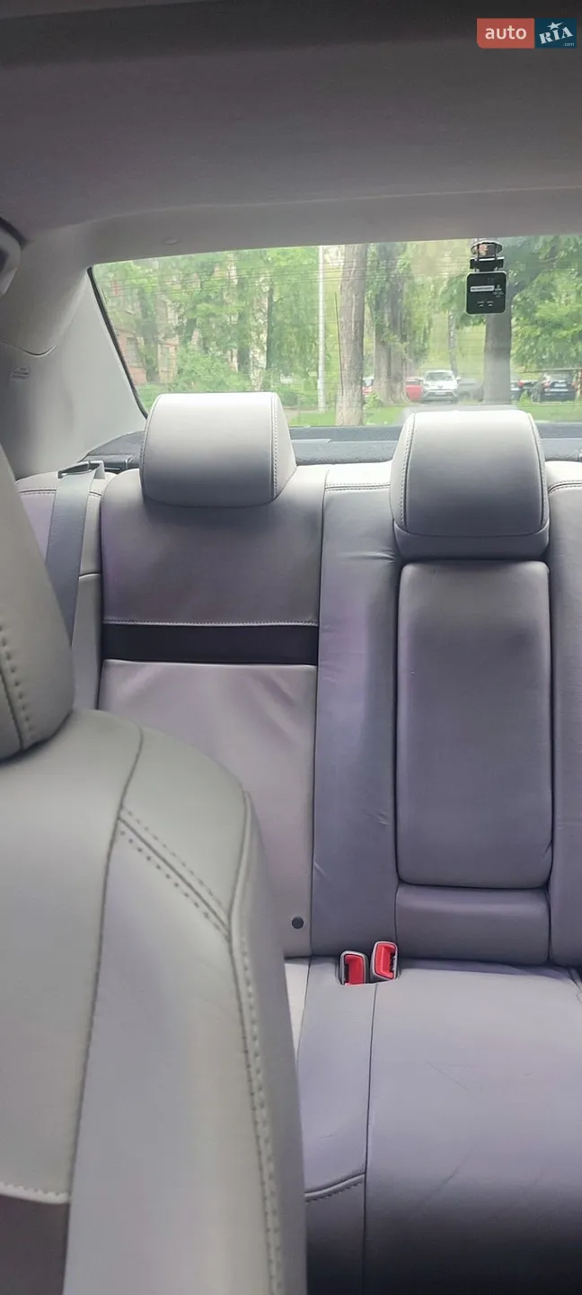 2012 Toyota Camry - мініатюра 10