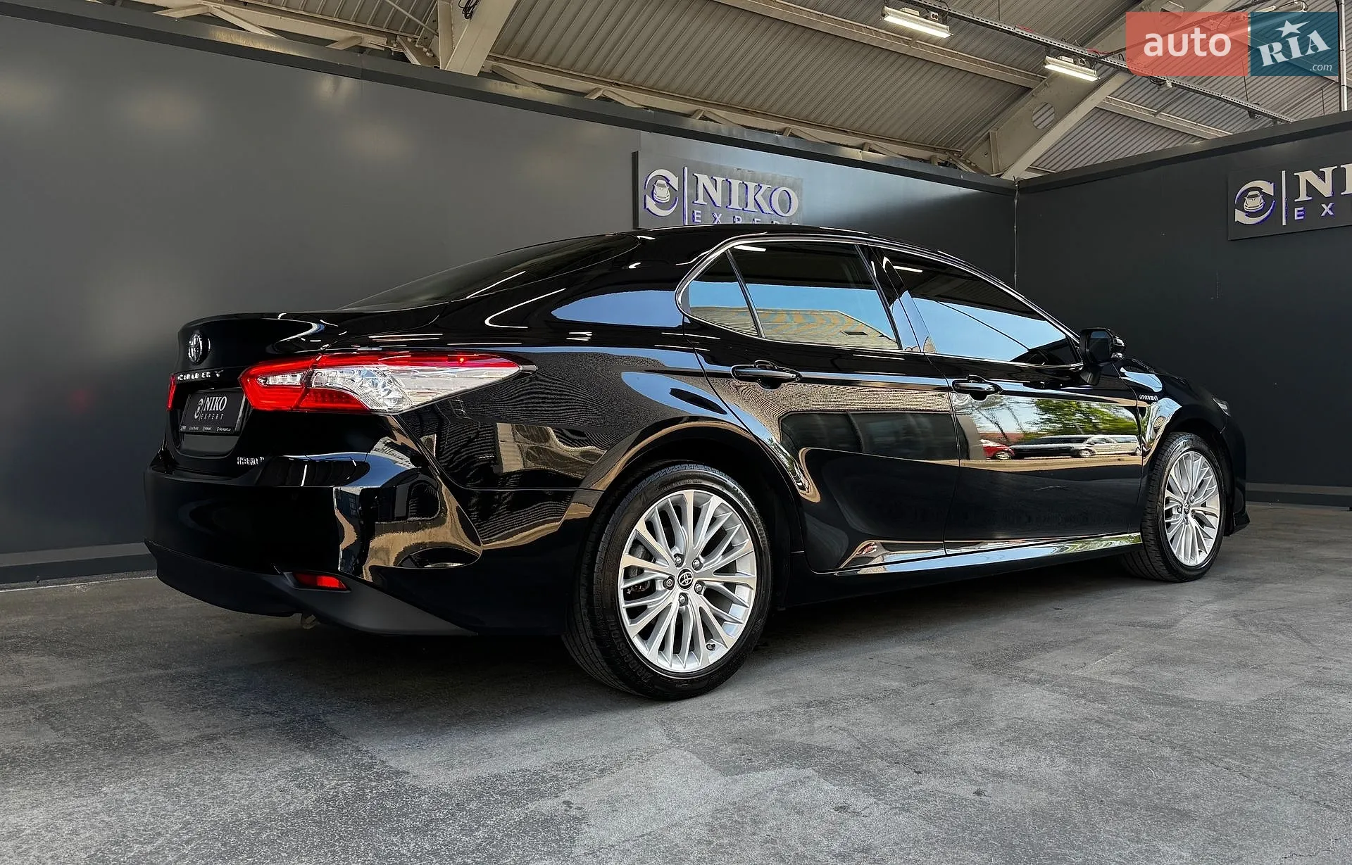 2020 Toyota Camry - мініатюра 14