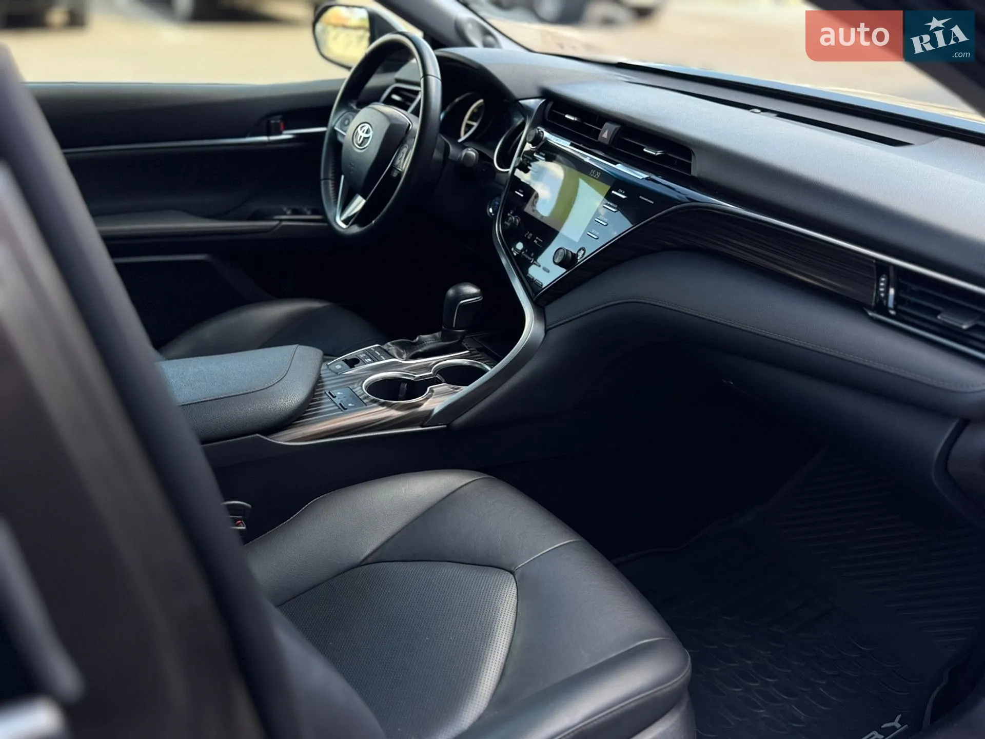 2019 Toyota Camry - мініатюра 14