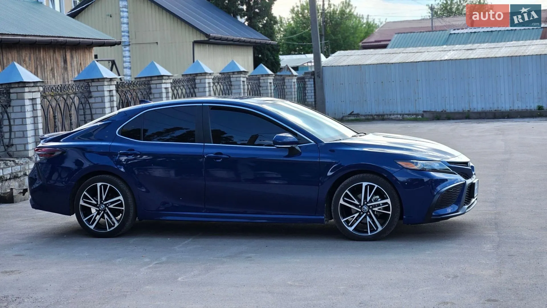 2023 Toyota Camry - мініатюра 3