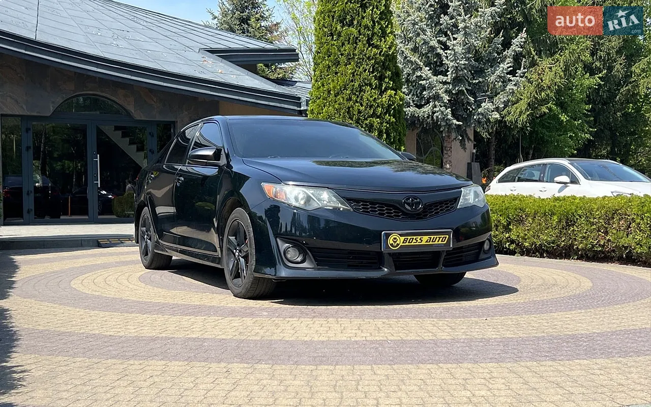 2013 Toyota Camry - мініатюра 17
