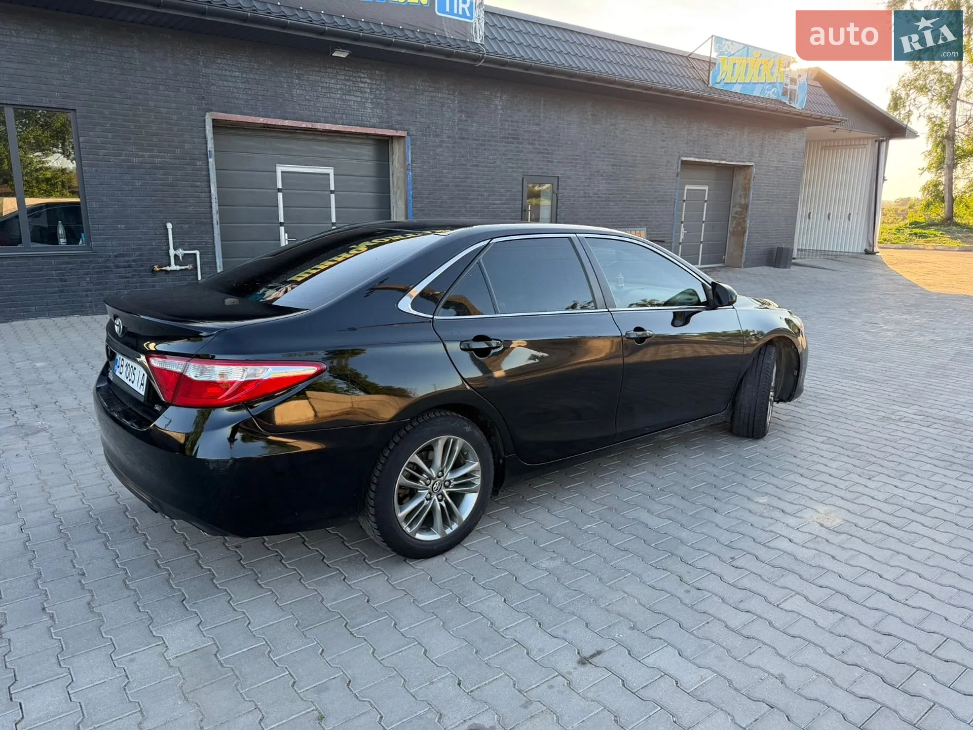 2017 Toyota Camry - мініатюра 3