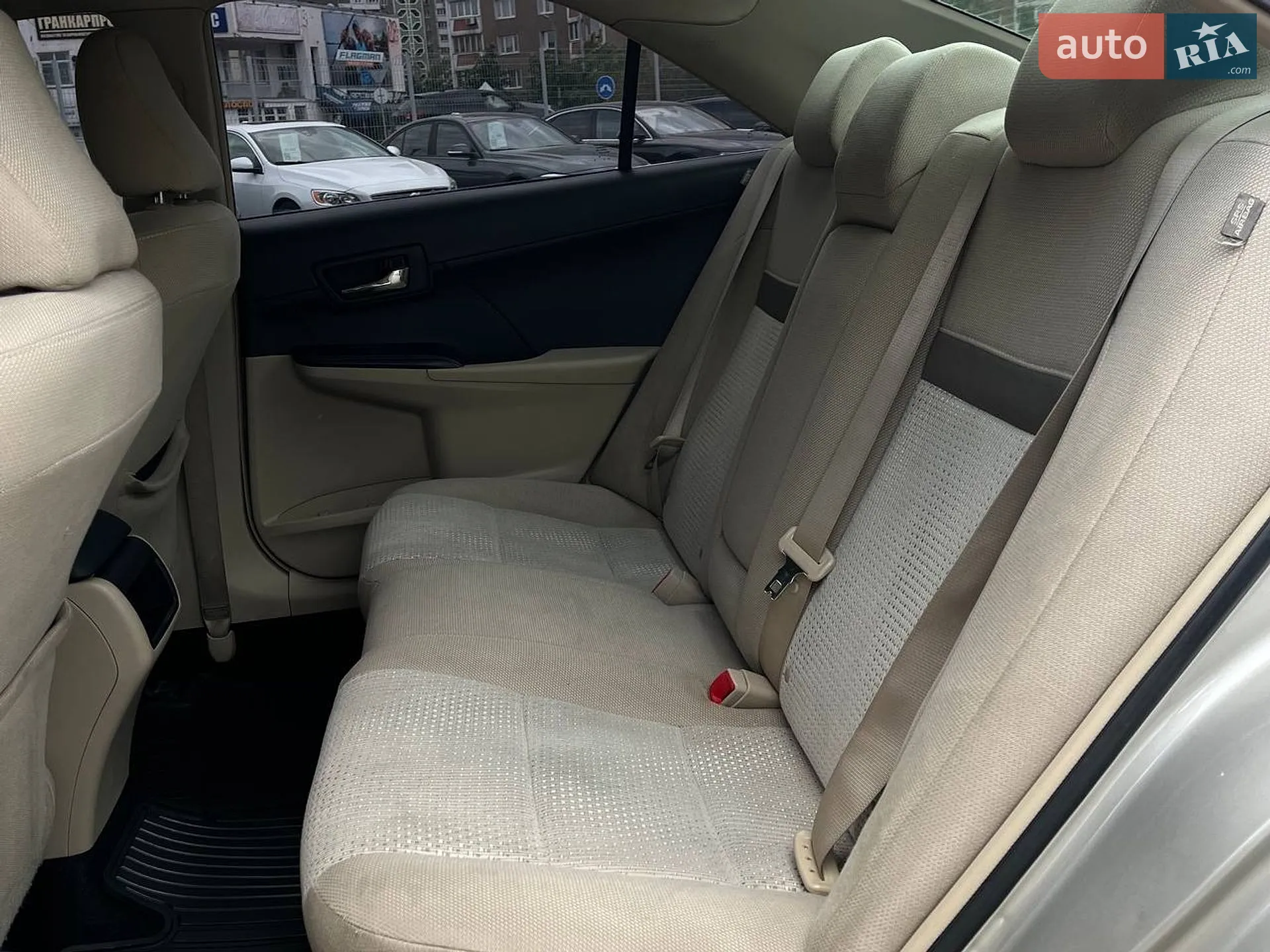 2013 Toyota Camry - мініатюра 10