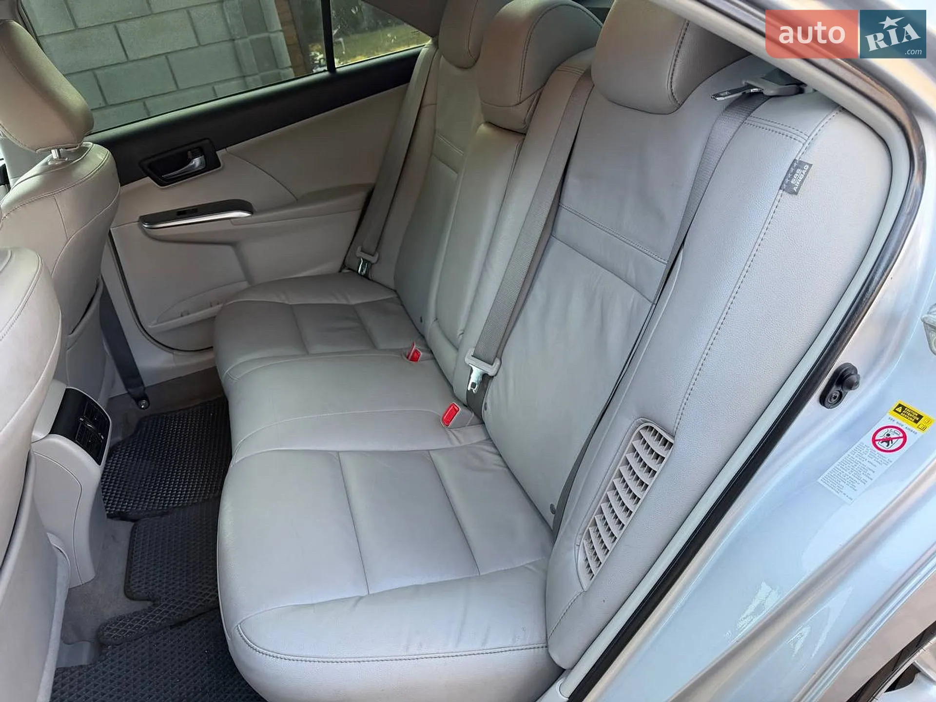 2013 Toyota Camry - мініатюра 6