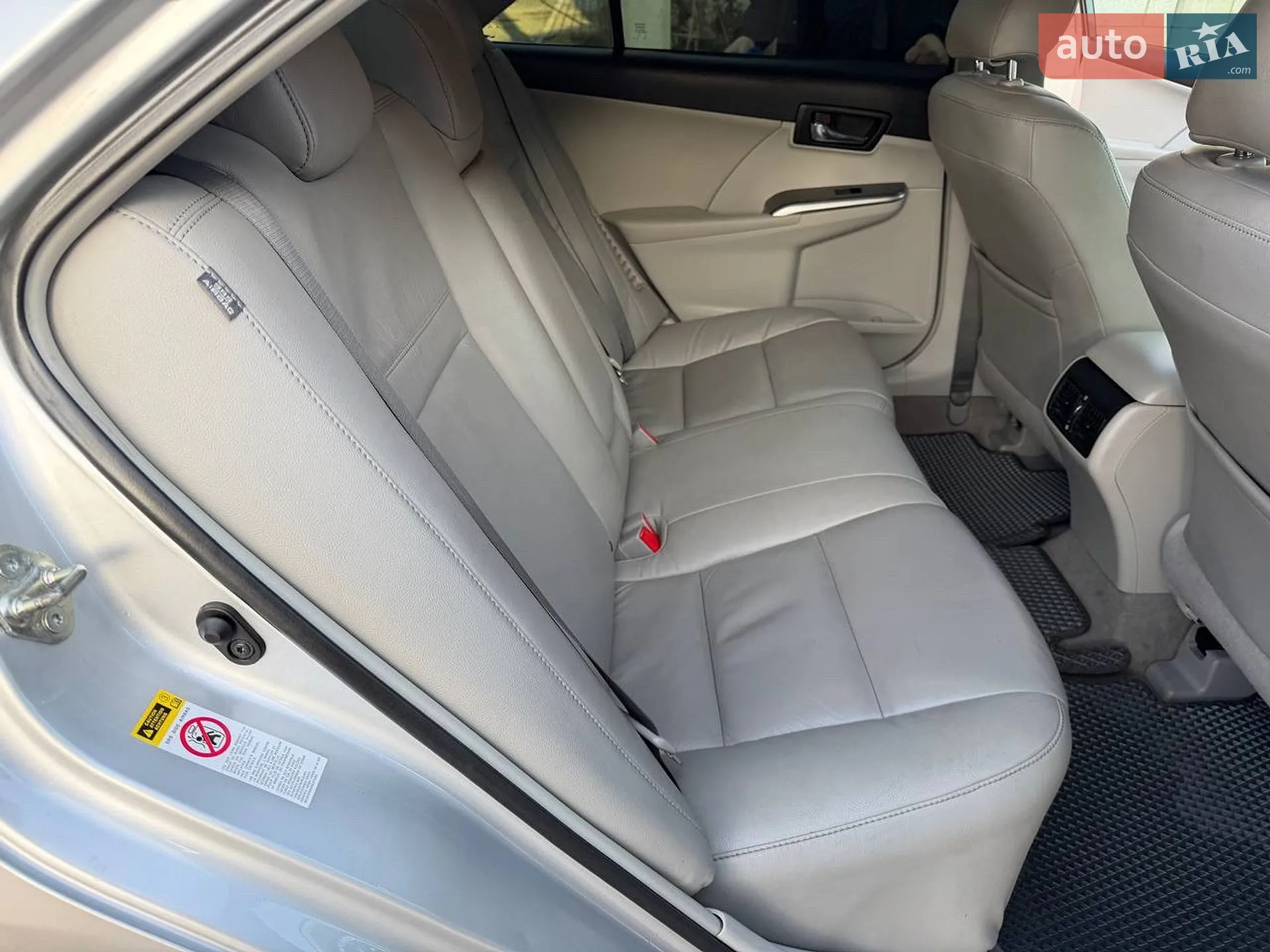2013 Toyota Camry - мініатюра 8