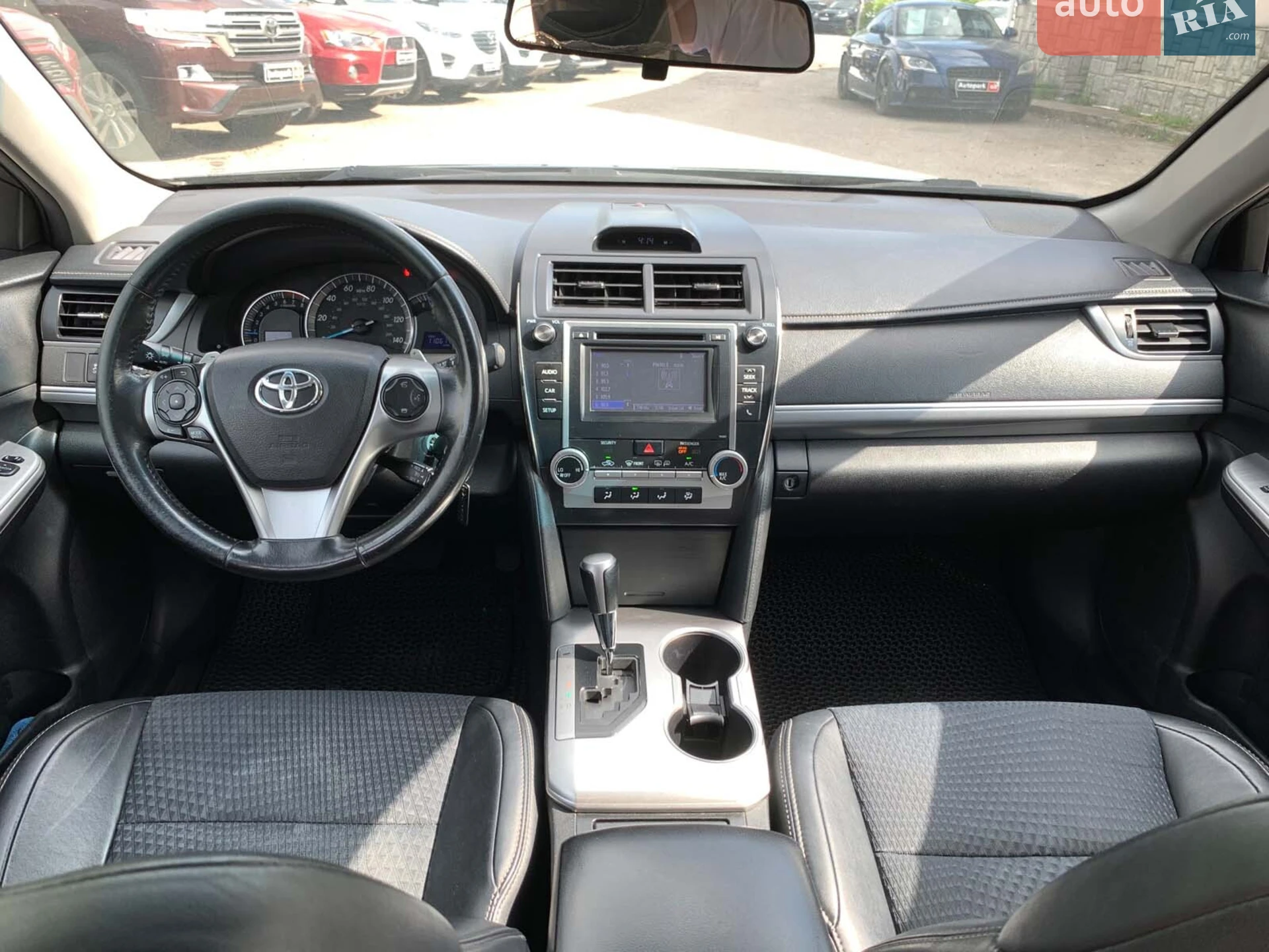 2014 Toyota Camry - мініатюра 27
