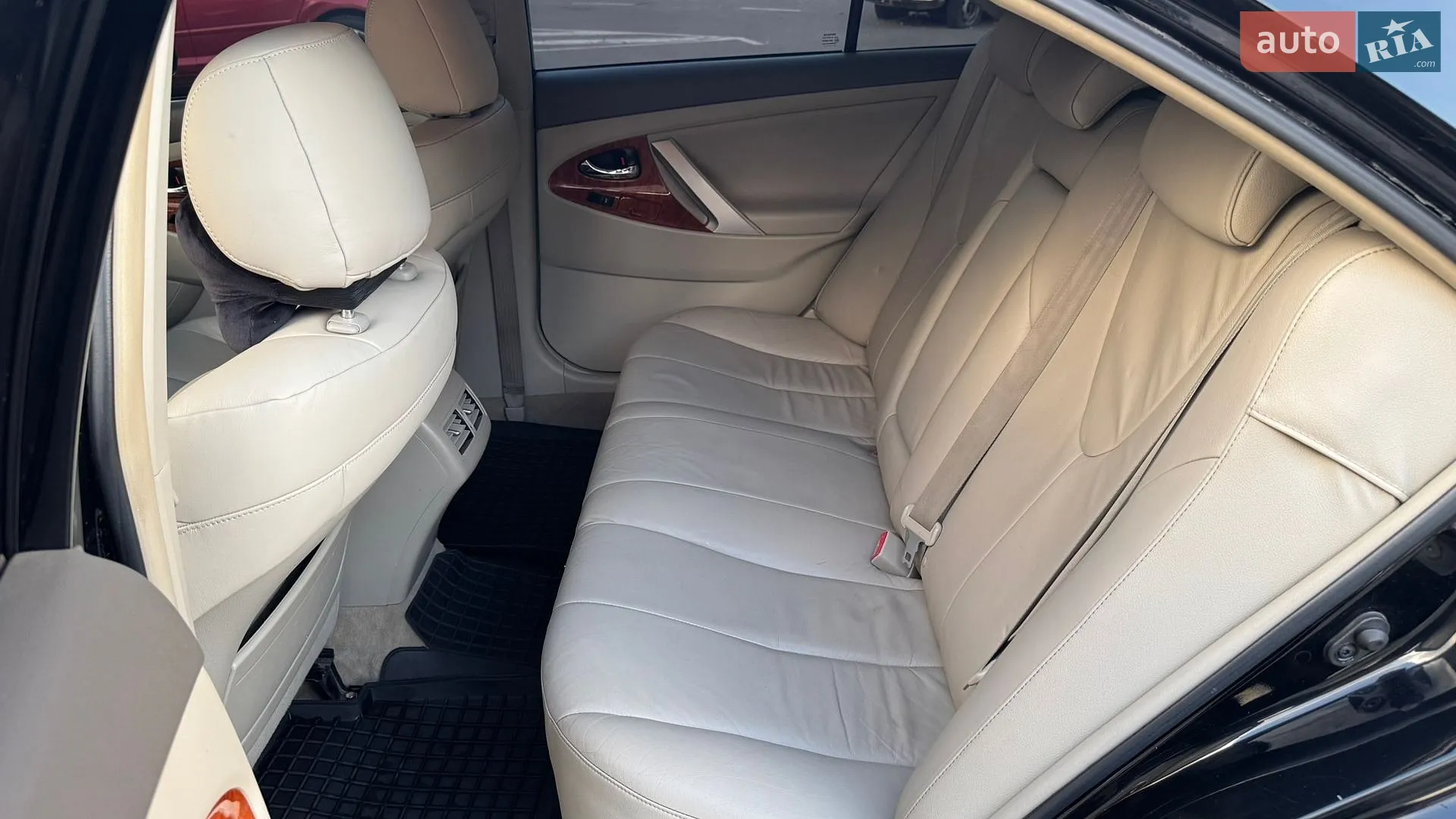 2011 Toyota Camry - мініатюра 12