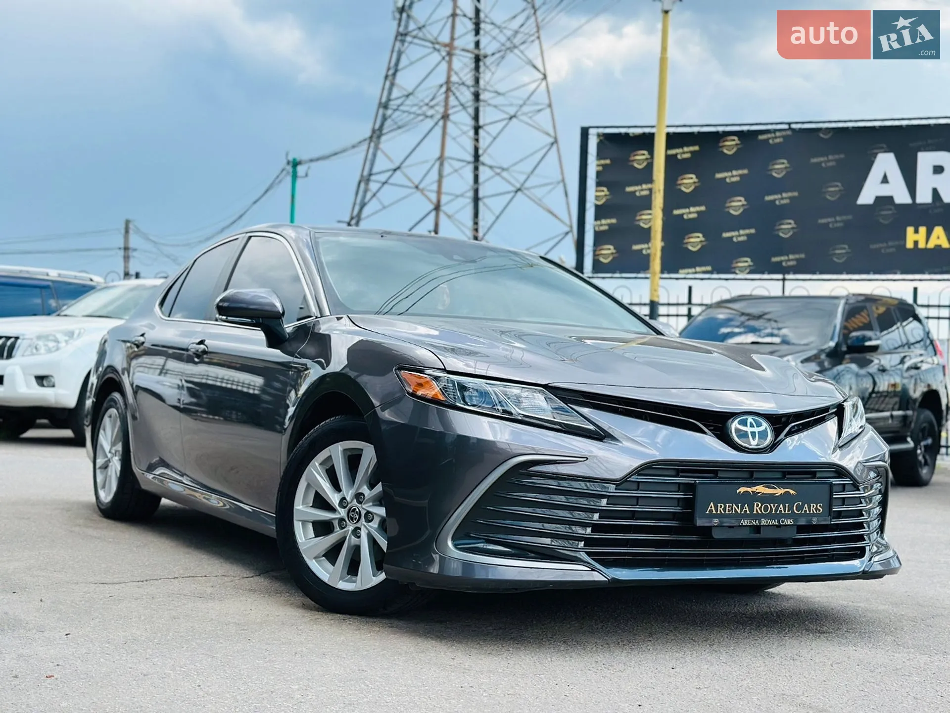 2020 Toyota Camry - мініатюра 3