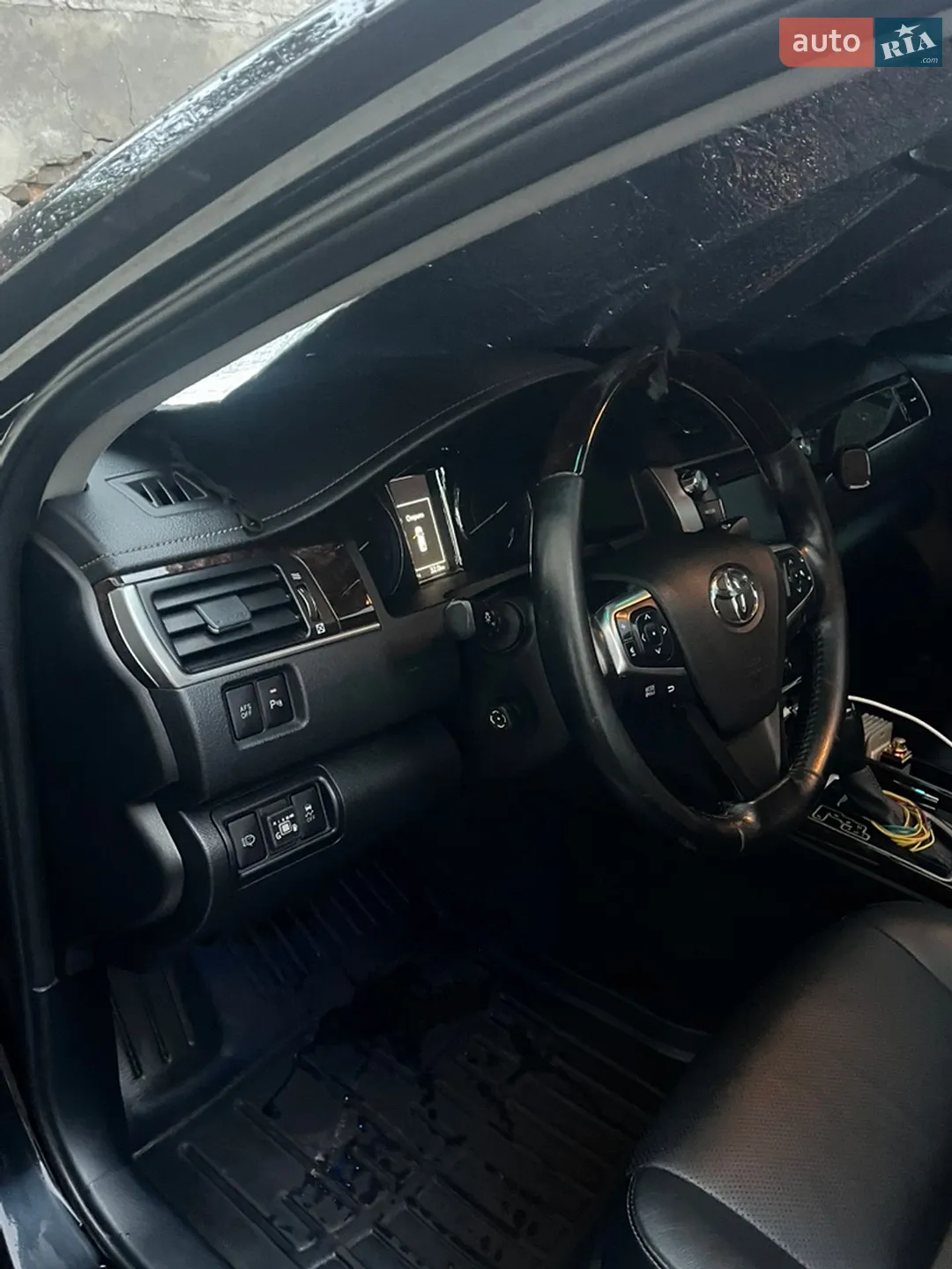 2016 Toyota Camry - мініатюра 19