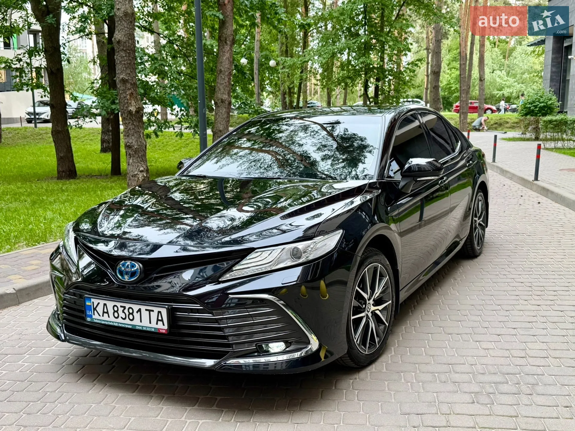 2023 Toyota Camry - мініатюра 2