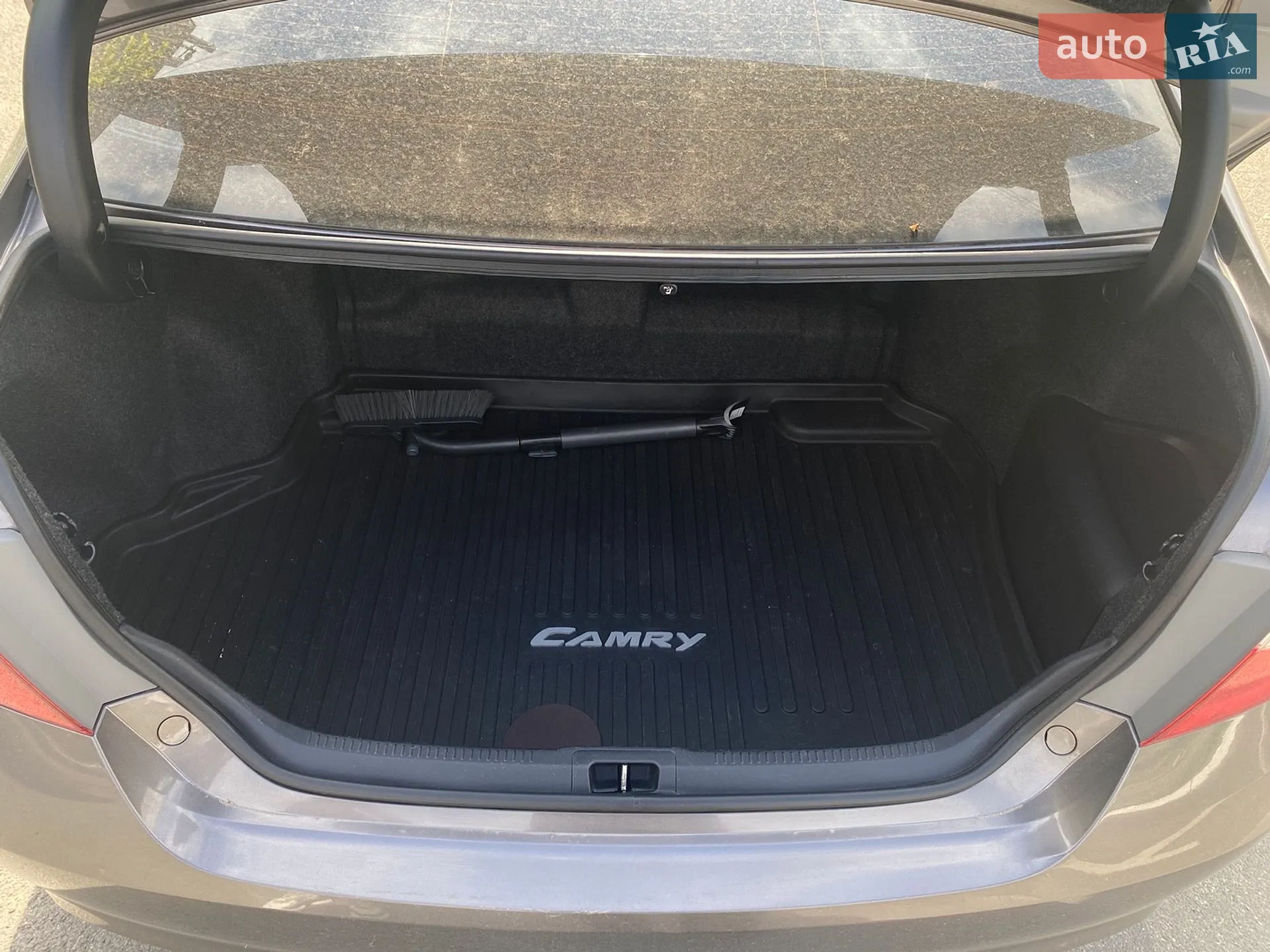 2016 Toyota Camry - мініатюра 28