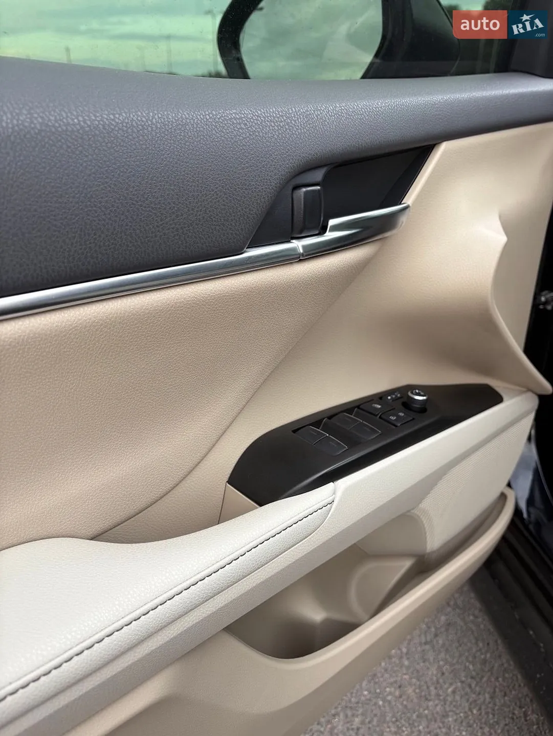 2021 Toyota Camry - мініатюра 10