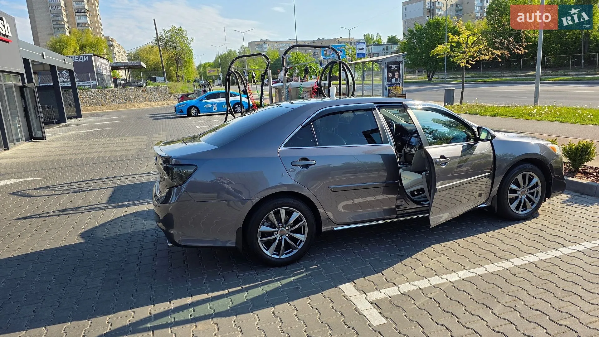 2014 Toyota Camry - мініатюра 3