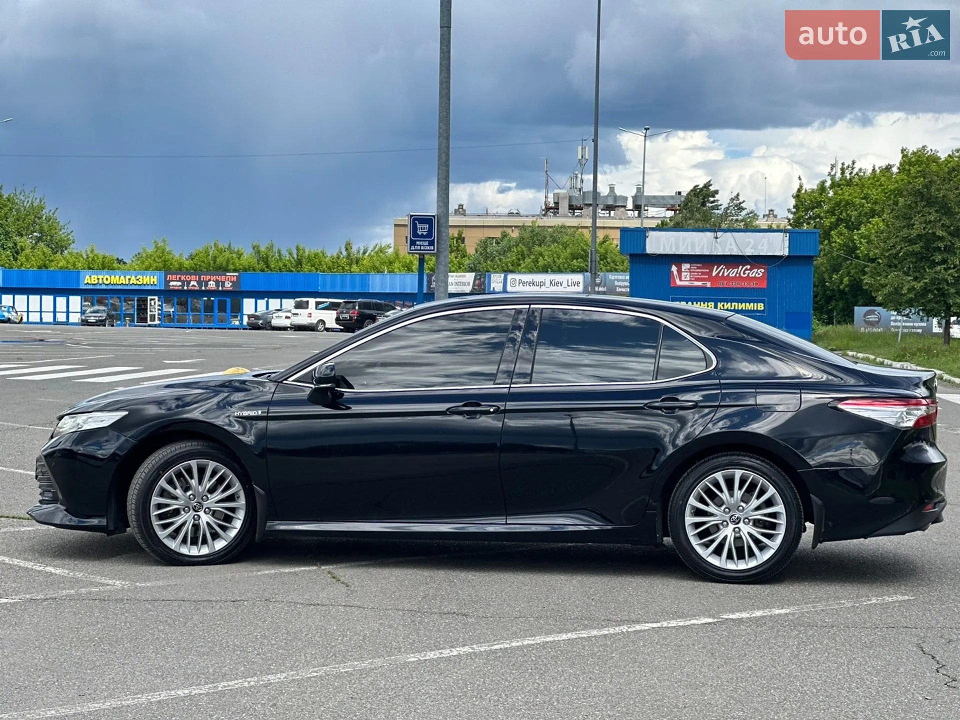 2019 Toyota Camry - мініатюра 11