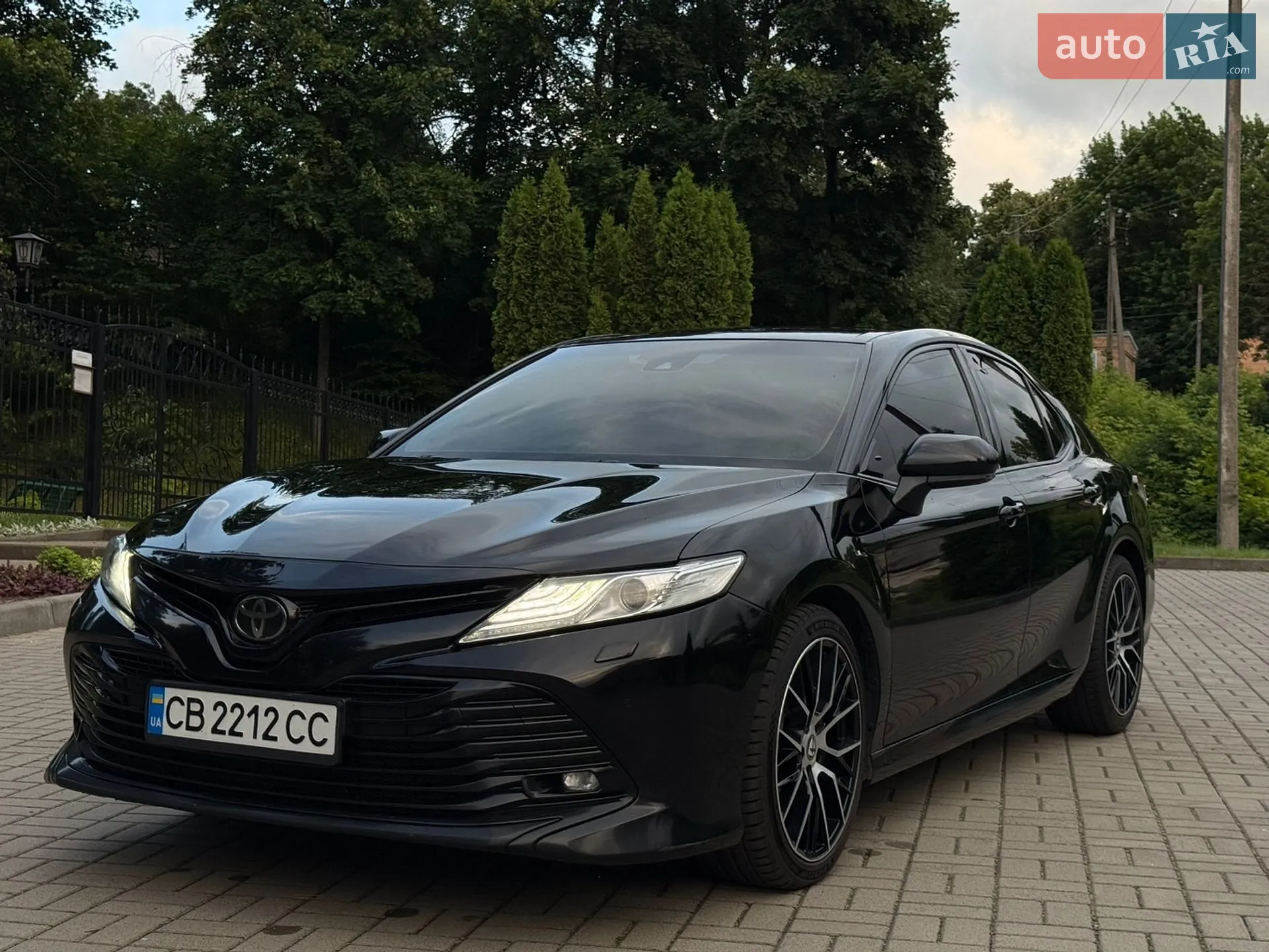2018 Toyota Camry - мініатюра 3