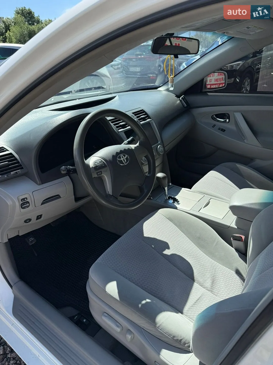 2010 Toyota Camry - мініатюра 8