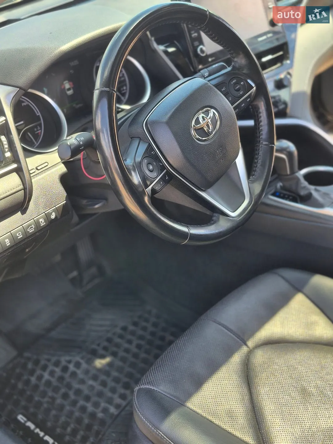 2023 Toyota Camry - мініатюра 17