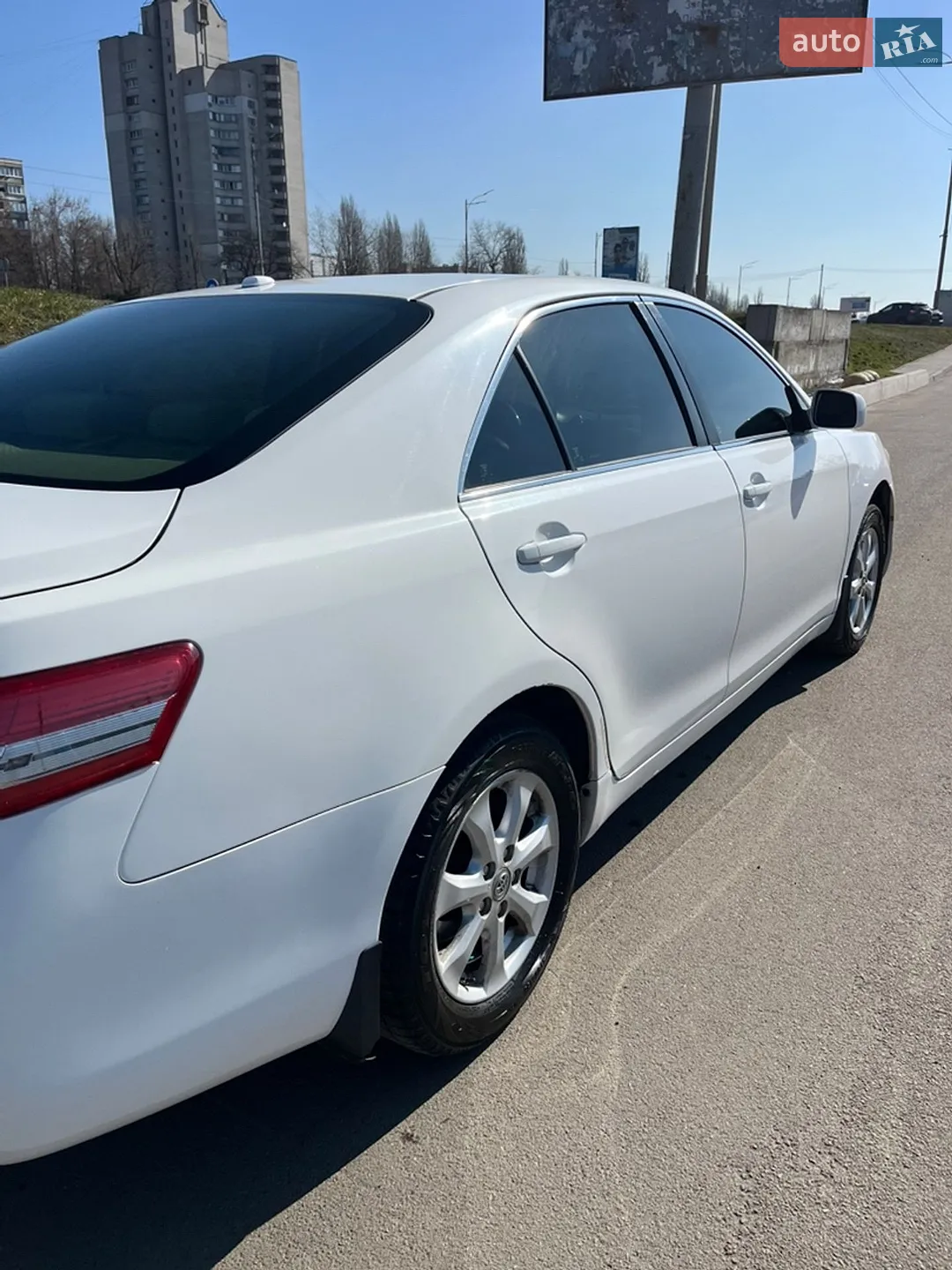 2010 Toyota Camry - мініатюра 3