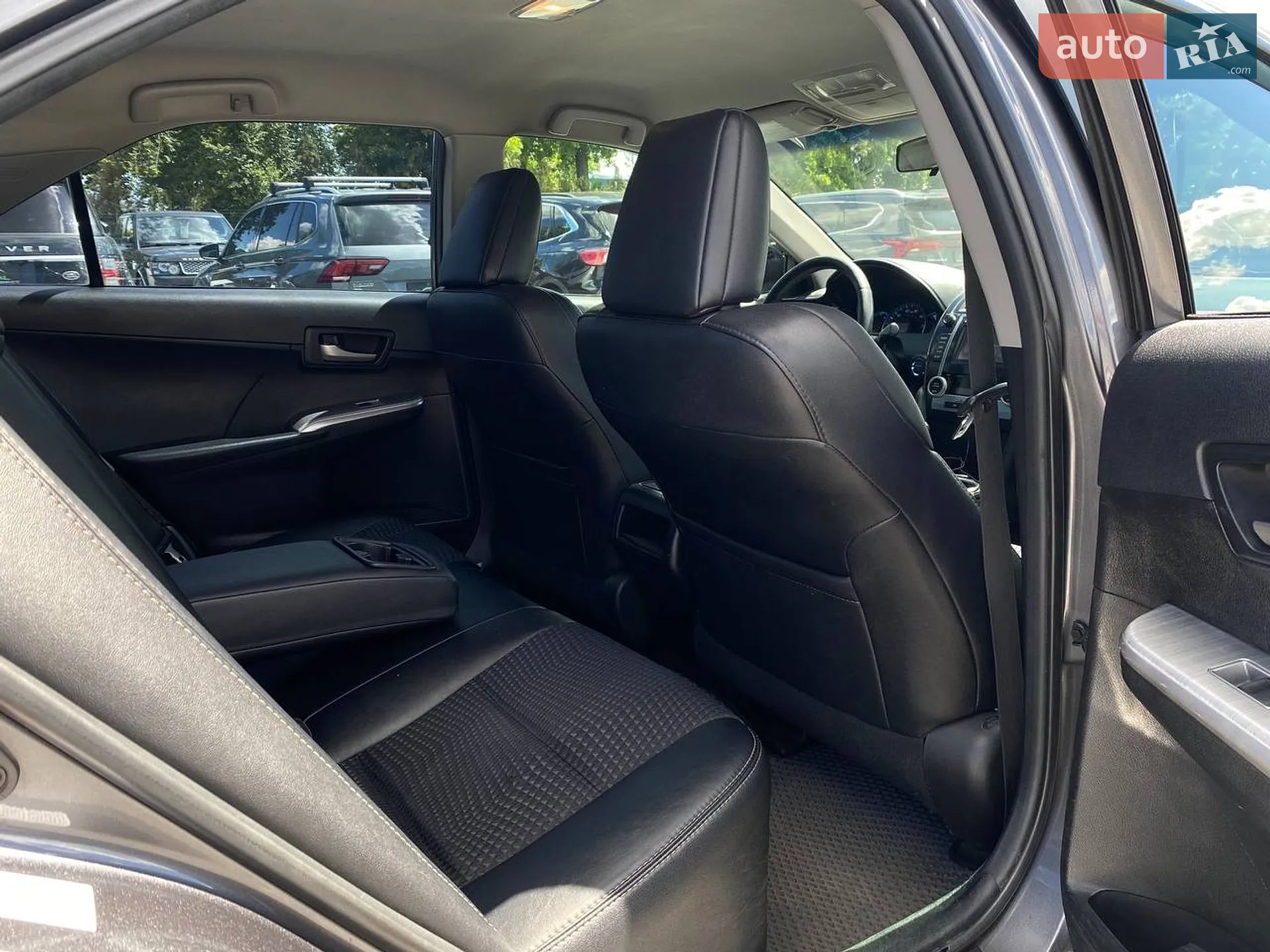 2014 Toyota Camry - мініатюра 28