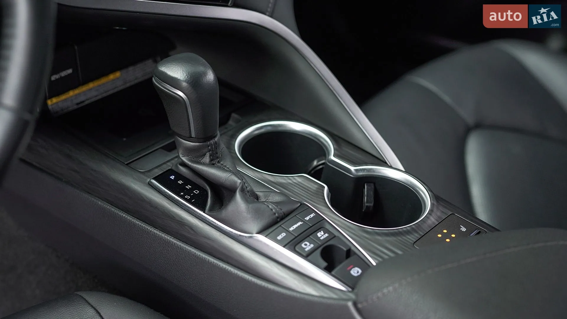 2021 Toyota Camry - мініатюра 34