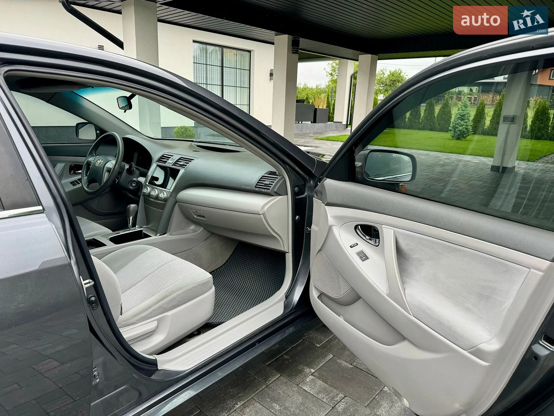 2010 Toyota Camry - мініатюра 23
