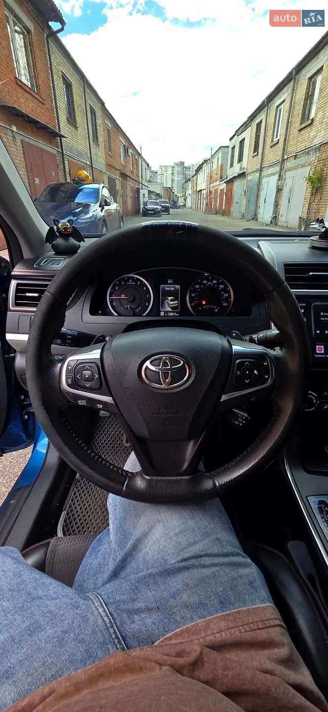2017 Toyota Camry - мініатюра 10