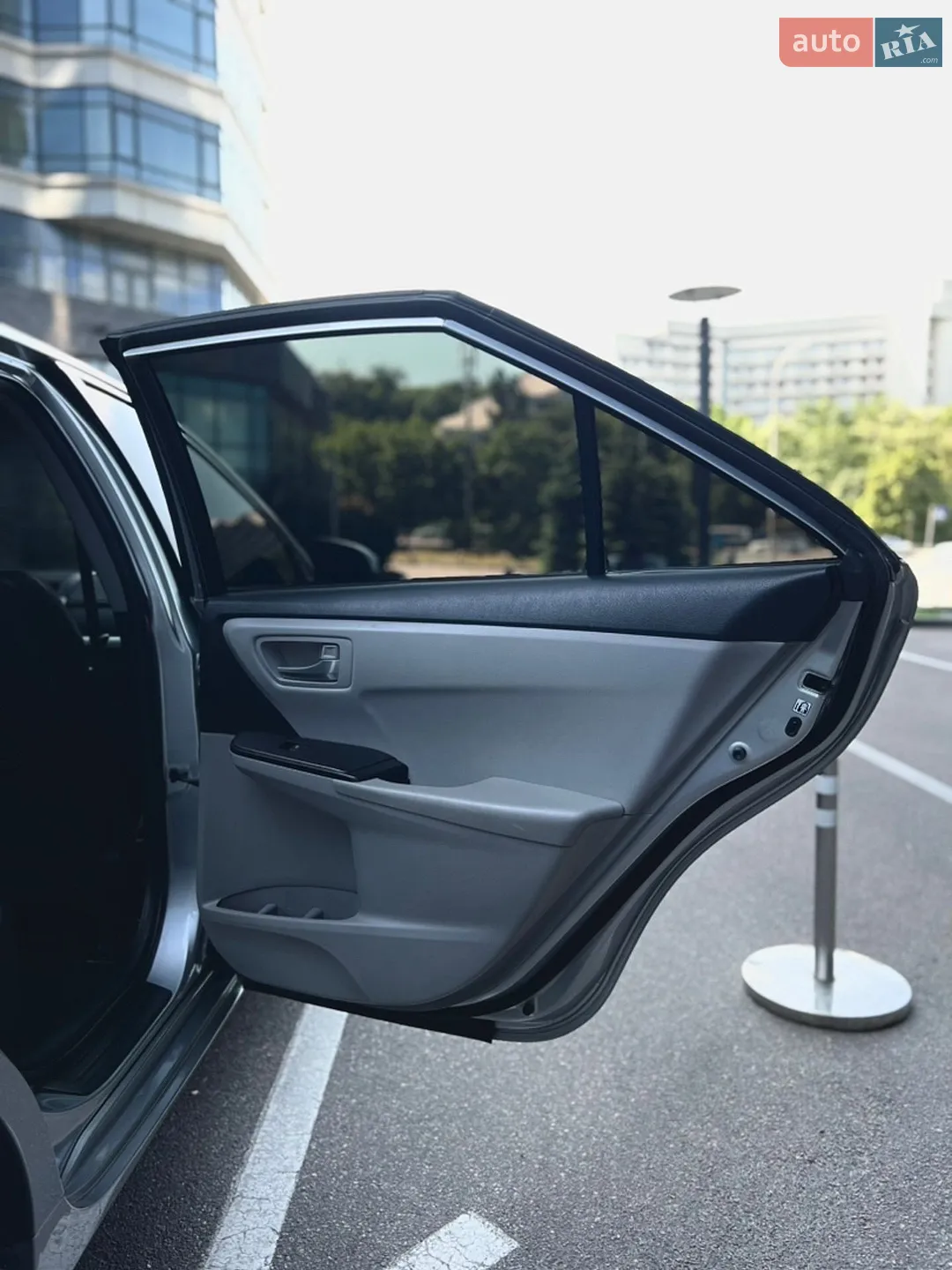 2015 Toyota Camry - мініатюра 25